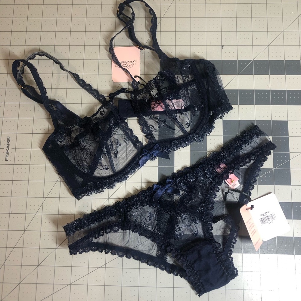 NWT Agent Provocateur “Rosa” Bra[34C] and Brief [size 2] set in Navy